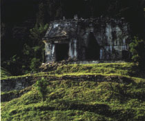 El Templo de la Cruz Foliada